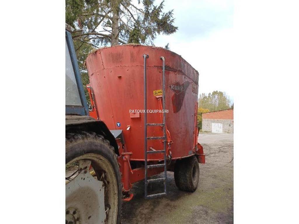Kuhn 1070 Mikser hranilice
