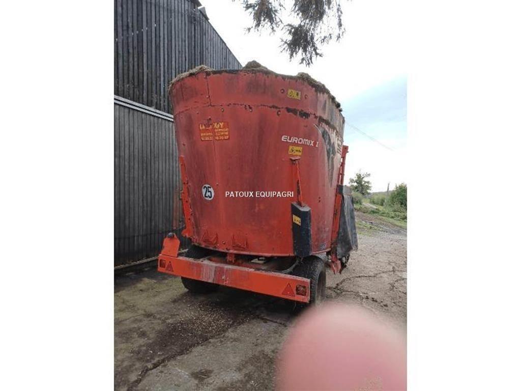 Kuhn 1070 Mikser hranilice