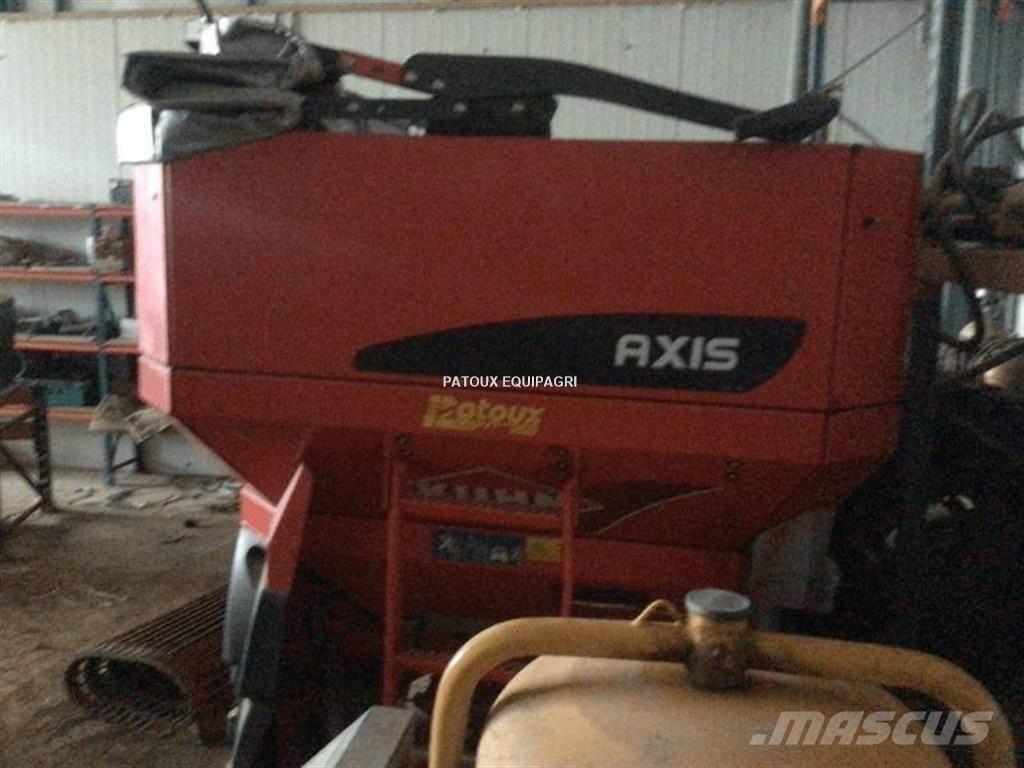 Kuhn AXIS50.1W Rasipači mineralnog  gnojiva