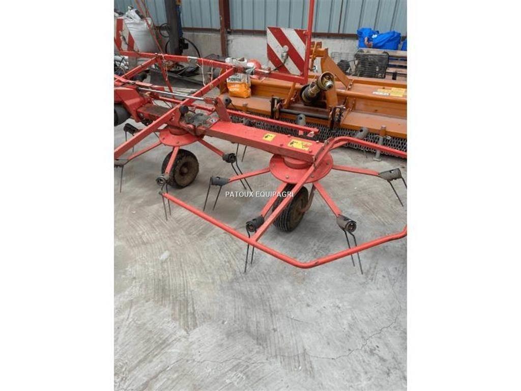 Kuhn GF5202 Okretači i sakupljači sijena