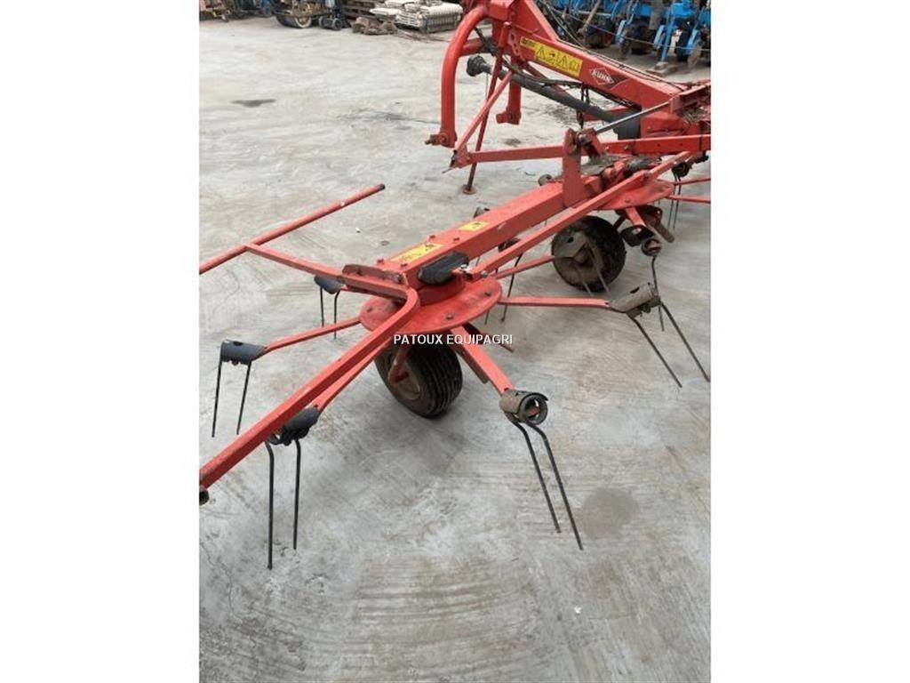 Kuhn GF5202 Okretači i sakupljači sijena