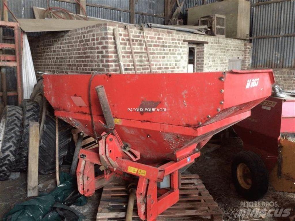 Kuhn MDS732 Rasipači mineralnog  gnojiva