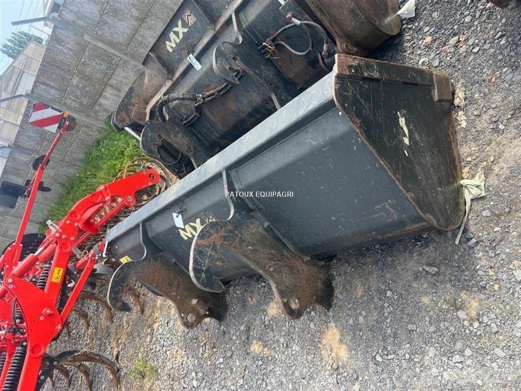 Mailleux BTA245 Priključci za prednji utovarivač