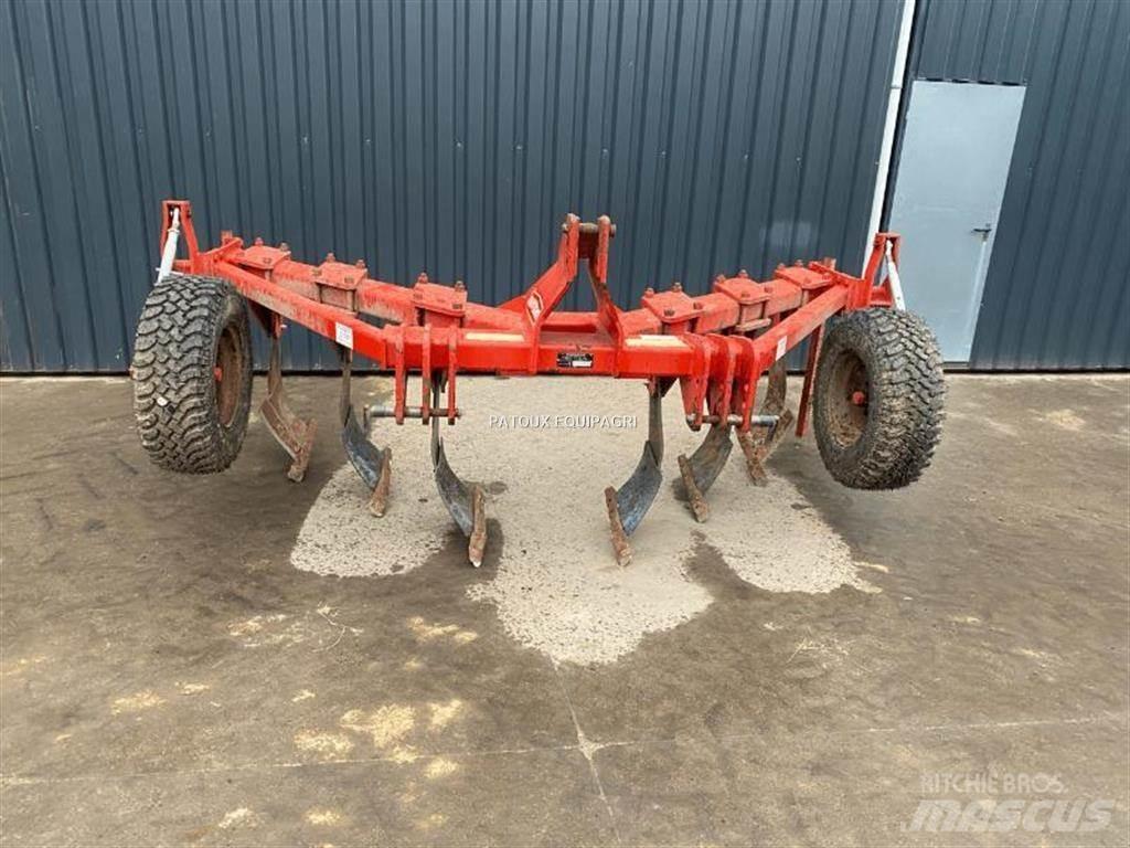 Quivogne V3M Kultivatori