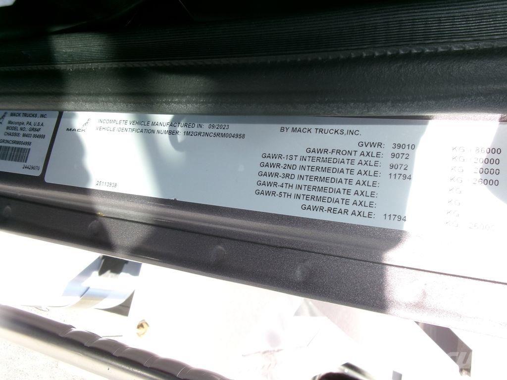 Mack GR64FR Kiper kamioni