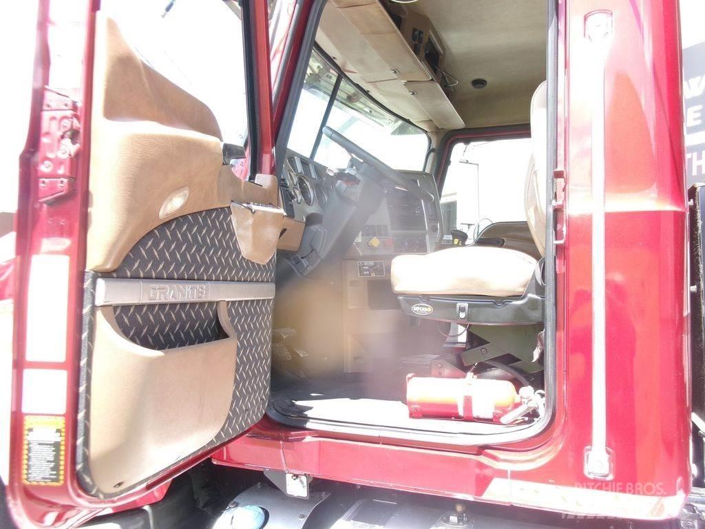 Mack GU 713 Kiper kamioni