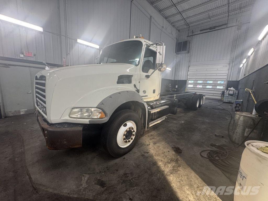 Mack GU813 Kamioni-šasije