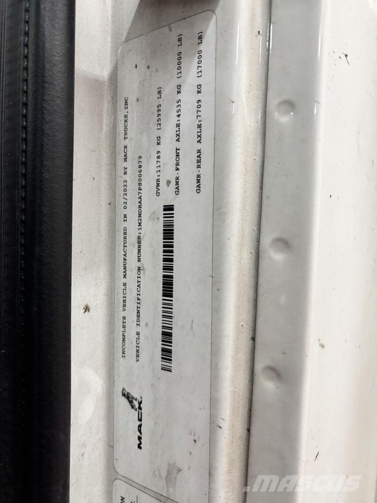 Mack MD6 Sanduk kamioni