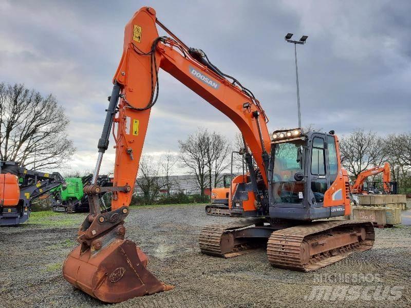Doosan DX140LCR-5 Bageri gusjeničari