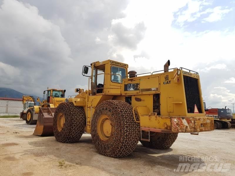 CAT 988B Utovarivači na kotačima
