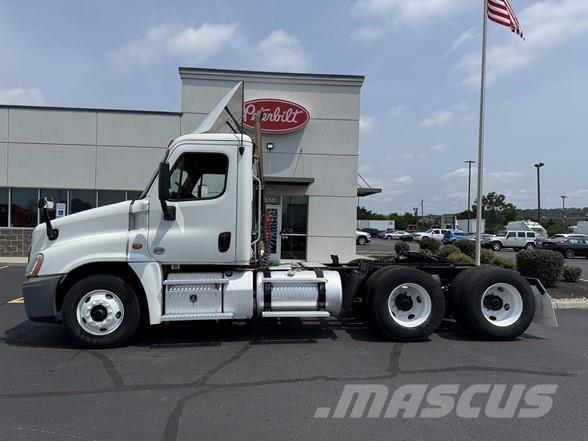 Freightliner CASCADIA 113 Traktorske jedinice