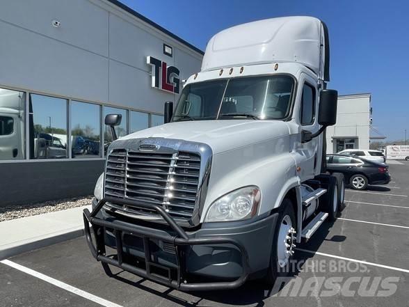 Freightliner CASCADIA 126 Traktorske jedinice