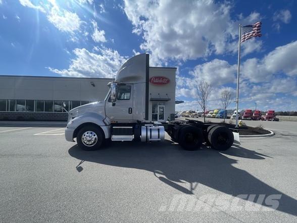 International PROSTAR Traktorske jedinice