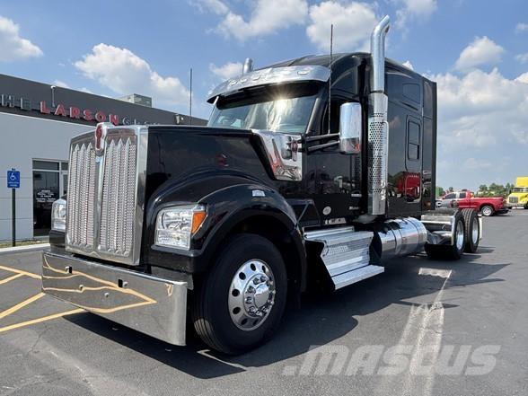 Kenworth W990 Traktorske jedinice