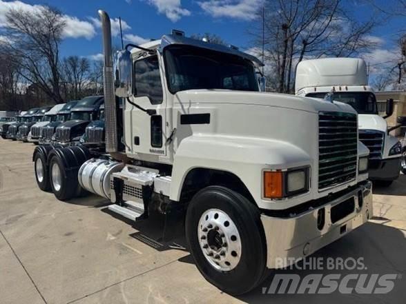 Mack PINNACLE CHU613 Traktorske jedinice