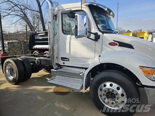 Peterbilt 536 Traktorske jedinice