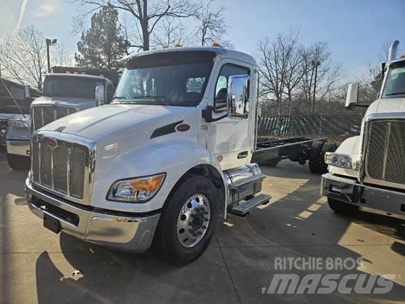 Peterbilt 536 Kamioni-šasije