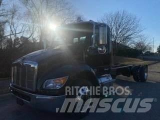 Peterbilt 536 Kamioni-šasije