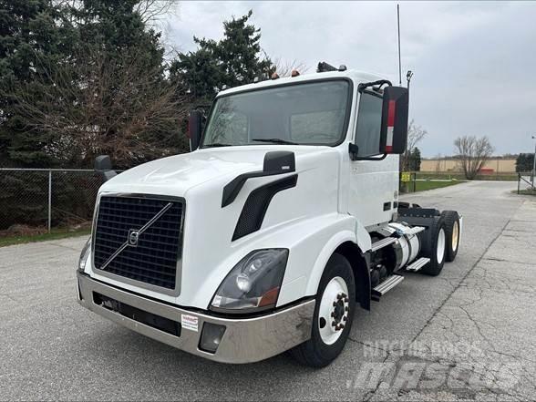 Volvo VNL42T300 Traktorske jedinice