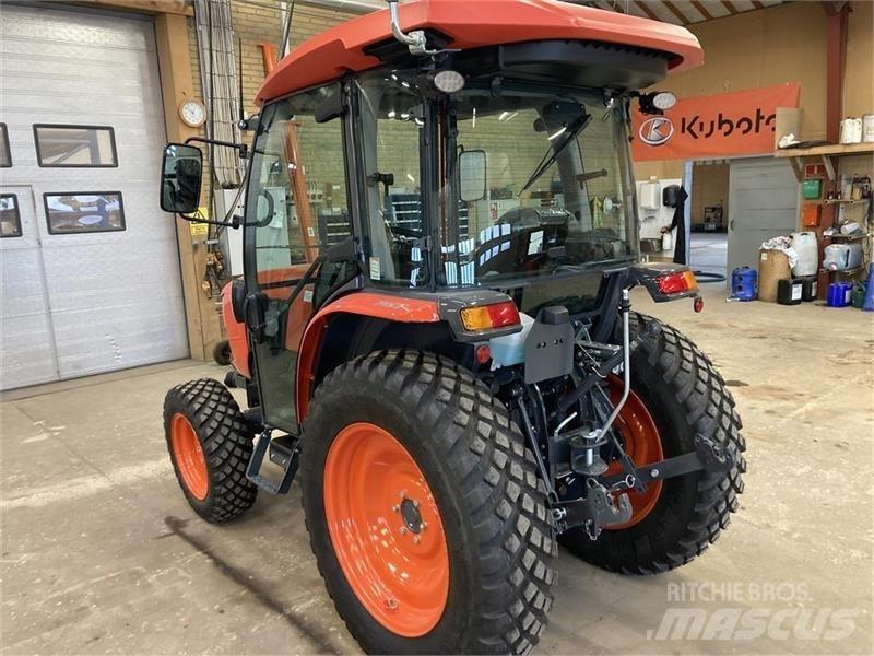 Kubota L2-452 Kompaktni (mali) traktori