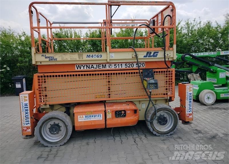 JLG 4069 Škaraste platforme