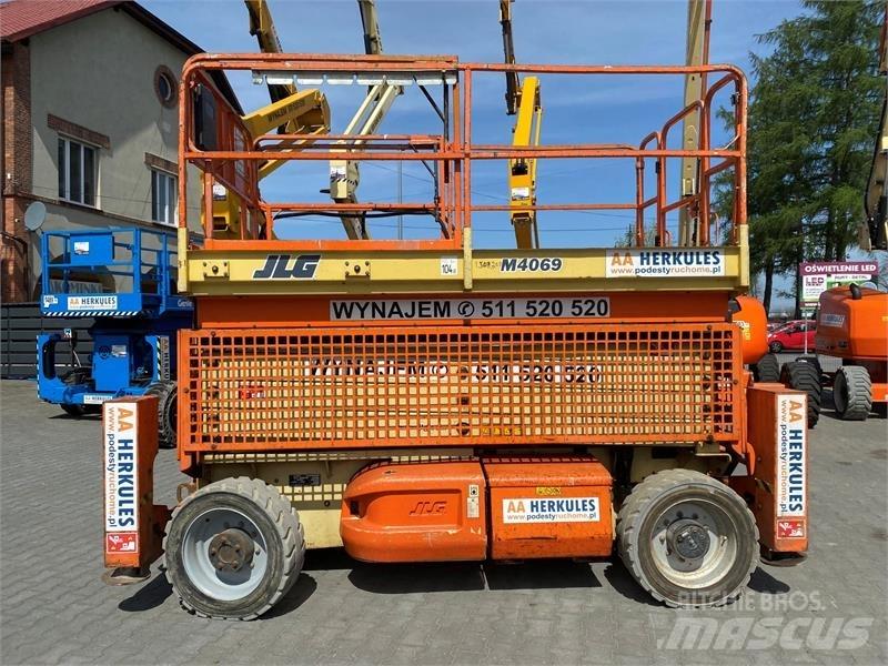 JLG 4069 Škaraste platforme
