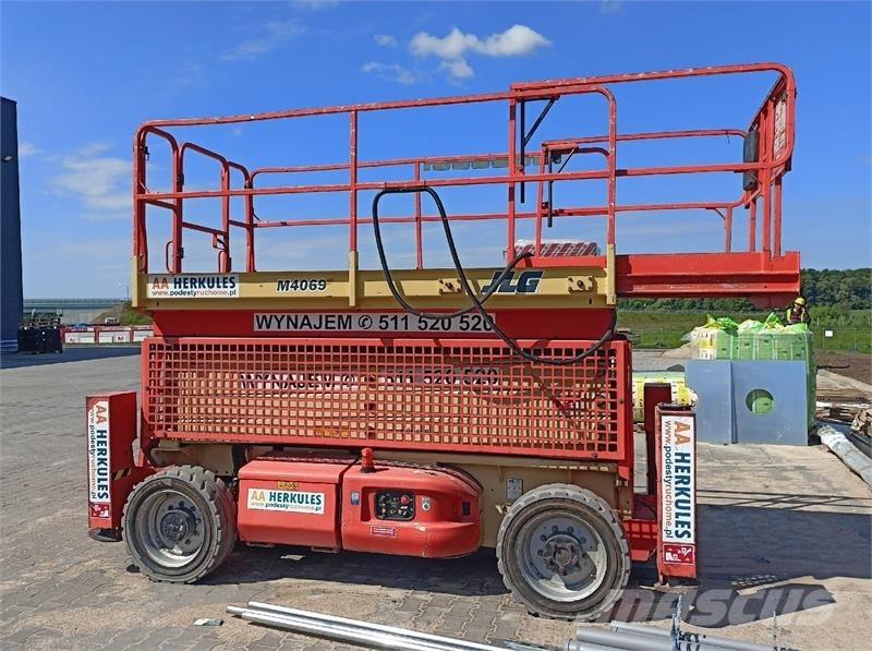 JLG 4069 Škaraste platforme