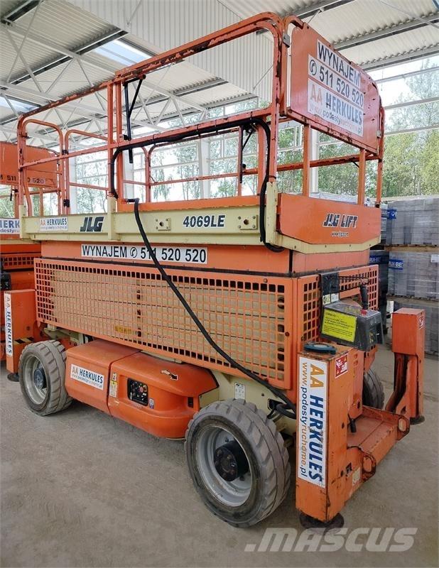 JLG 4069 Škaraste platforme