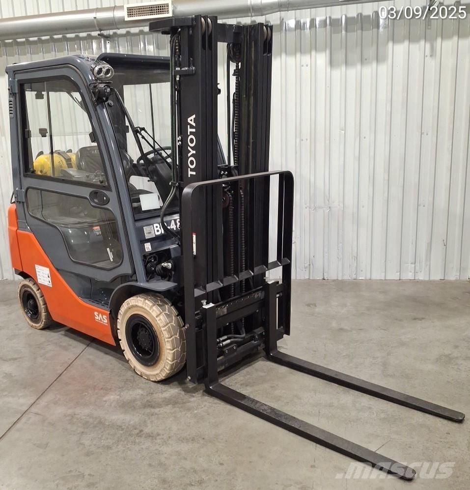 Toyota 02-8FGF15 Plinski viličari