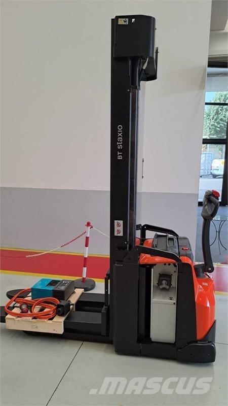 BT SWE160 Ručni električni viličar