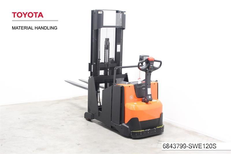 BT SWE120 Ručni električni viličar