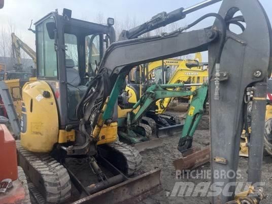 Komatsu PC26MR-3 Mini bageri <7t