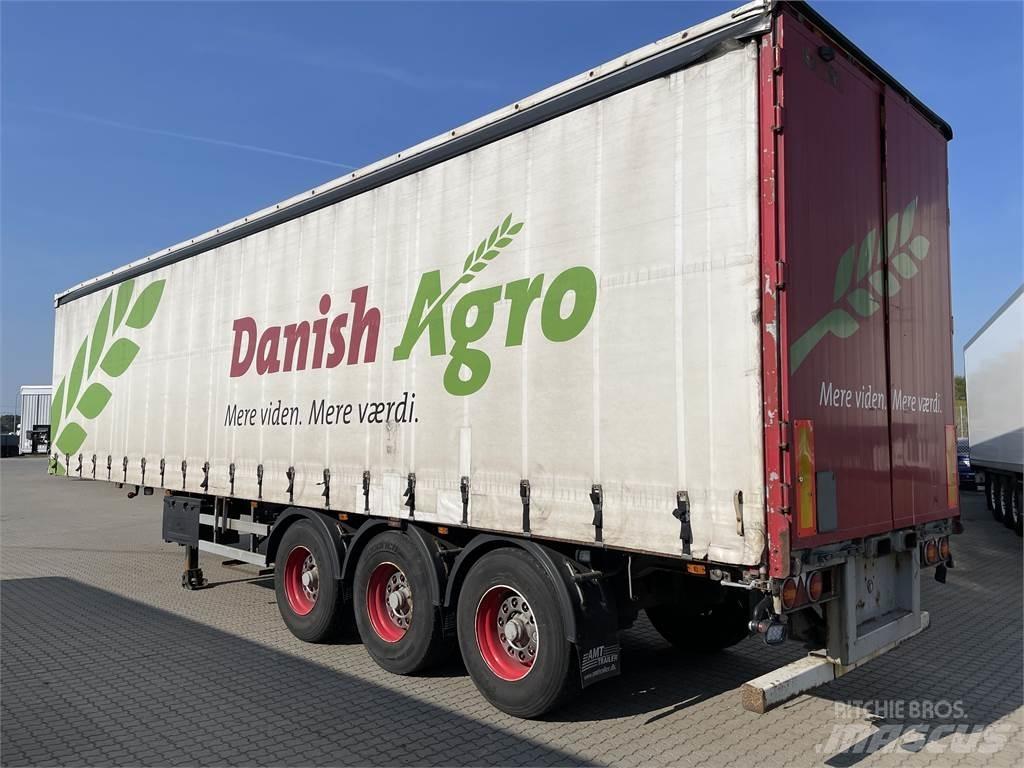 AMT Truckbeslag Poluprikolice sa ceradom