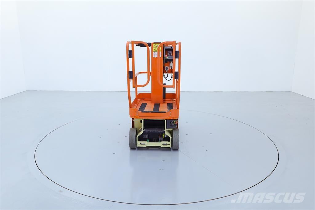 JLG 1230ES Vertikalne radne podizne platforme