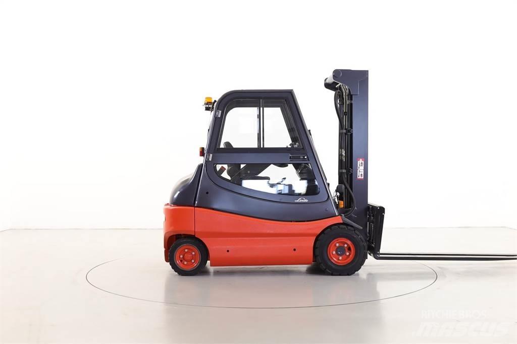 Linde E30-02/336 Električni viličari