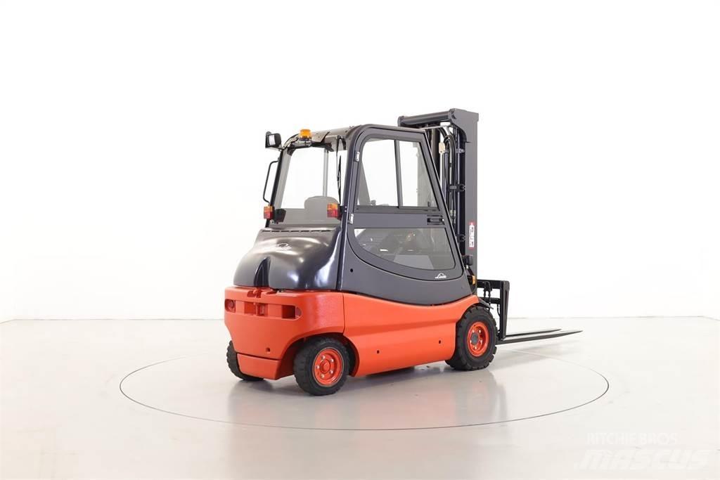 Linde E30-02/336 Električni viličari