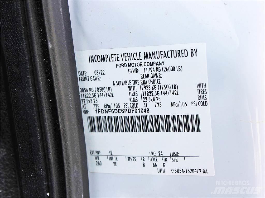 Ford F650 Kamioni sa otvorenim sandukom