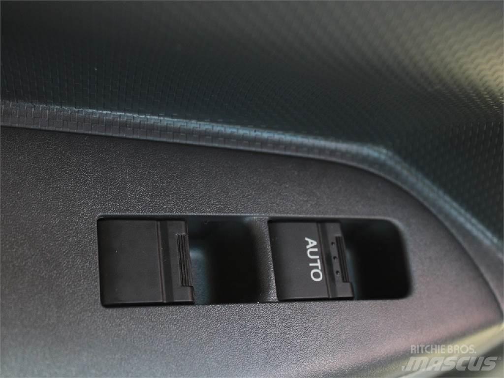 Isuzu FTR Rol kiper kamioni s kukama za dizanje