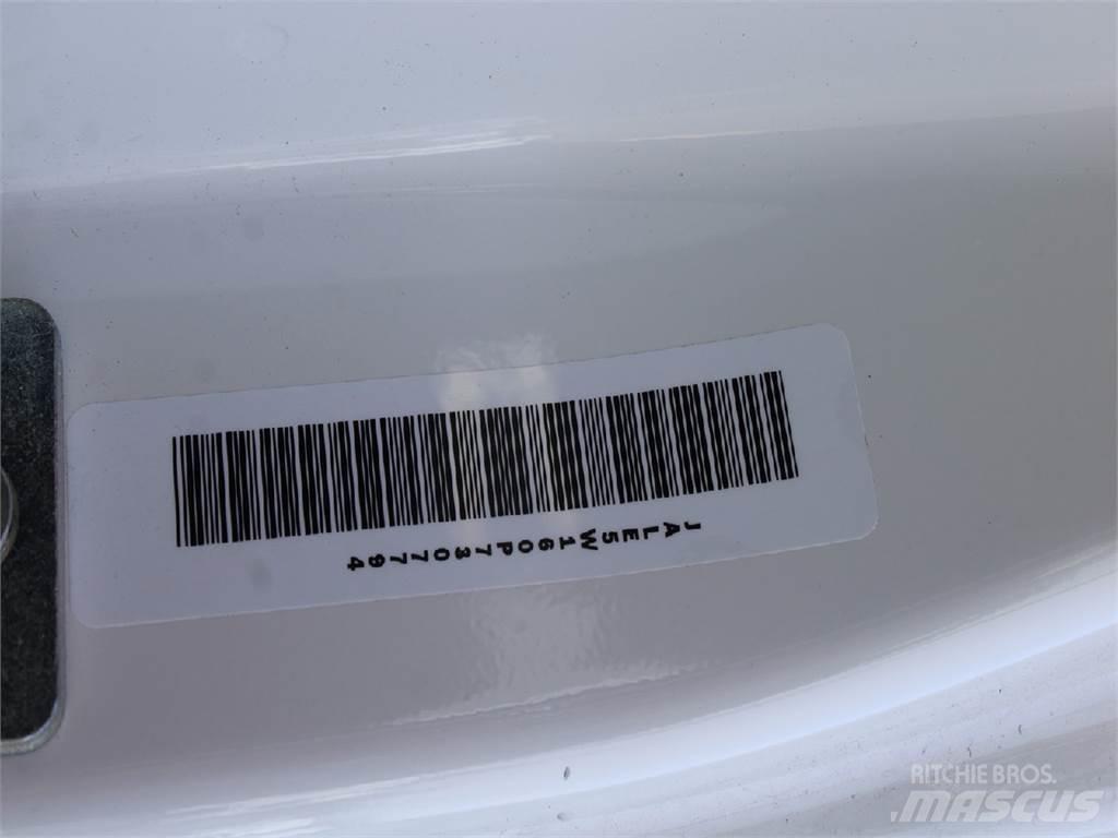 Isuzu NRR Sanduk kamioni