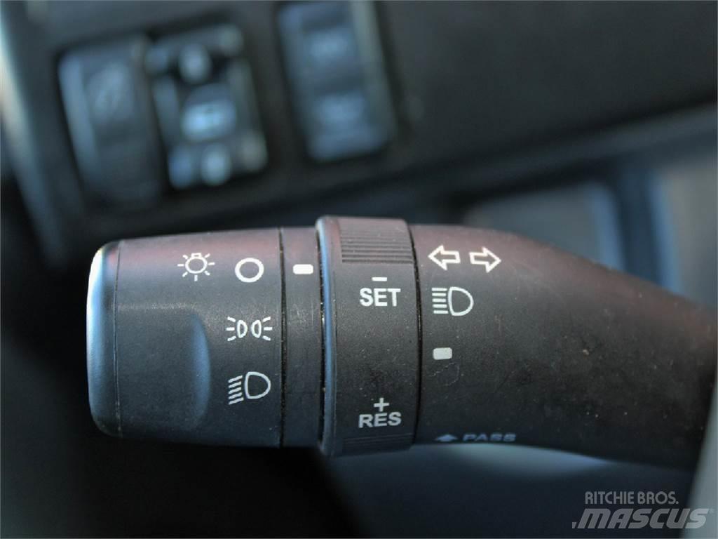 Isuzu NRR Sanduk kamioni