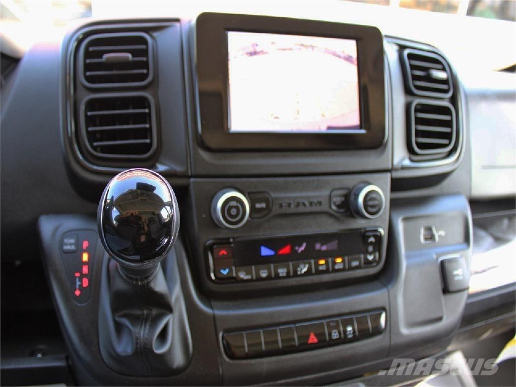 RAM PROMASTER Auto košare