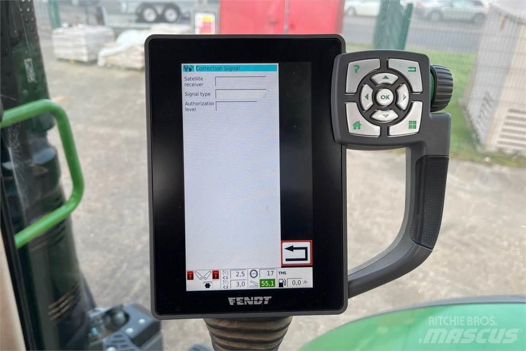 Fendt 718 Traktori
