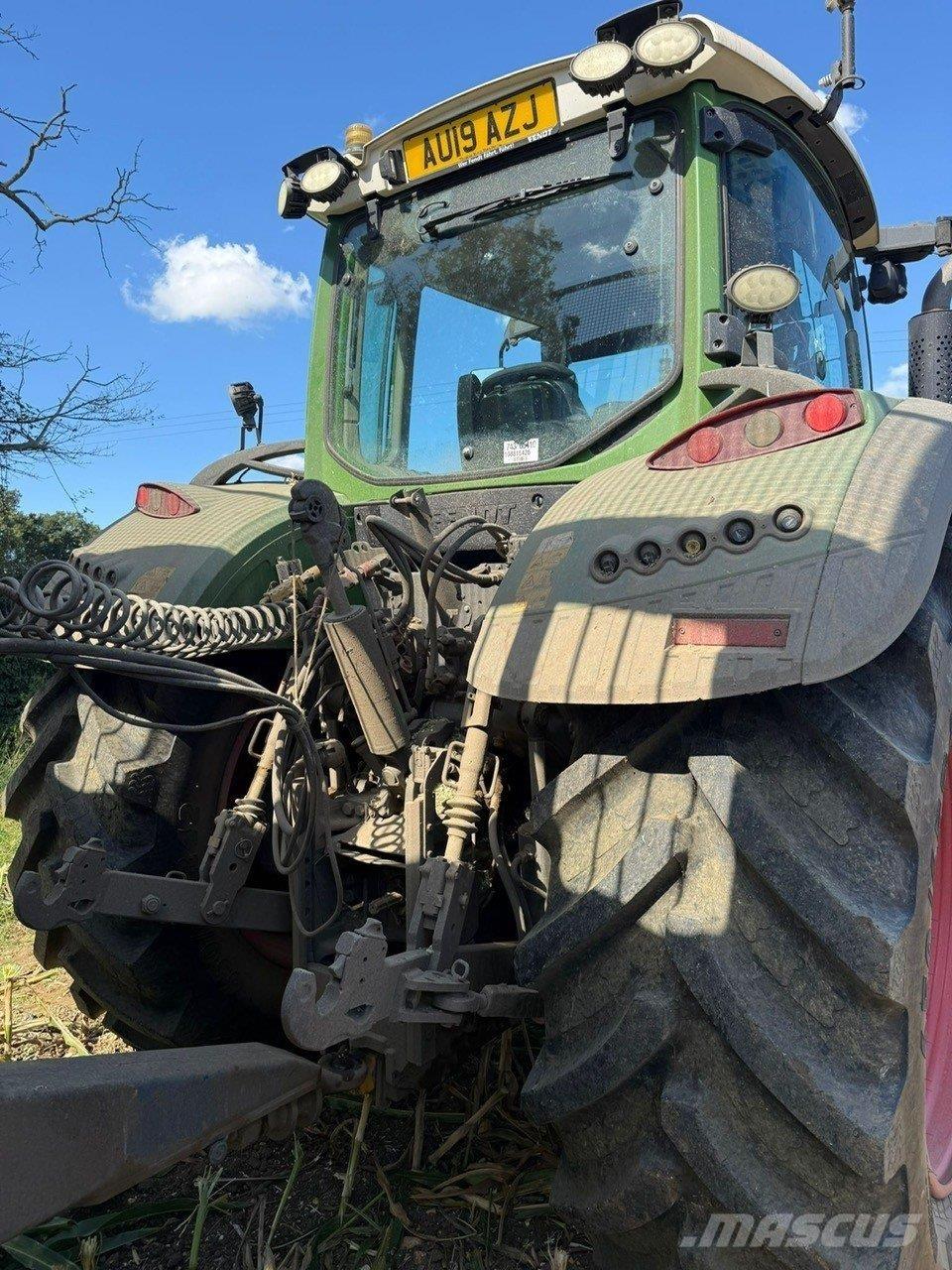 Fendt 724 Traktori