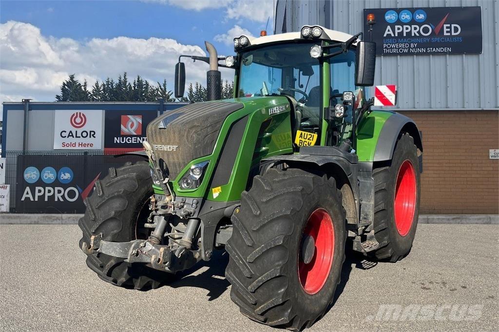 Fendt 828 VARIO Traktori