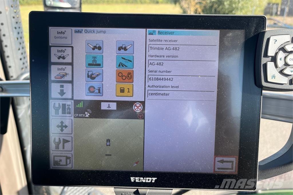 Fendt 828 VARIO Traktori