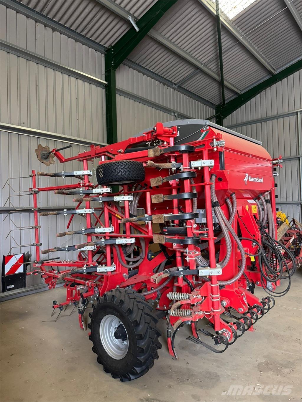 Kverneland 4.8M Poljoprivreda – ostalo