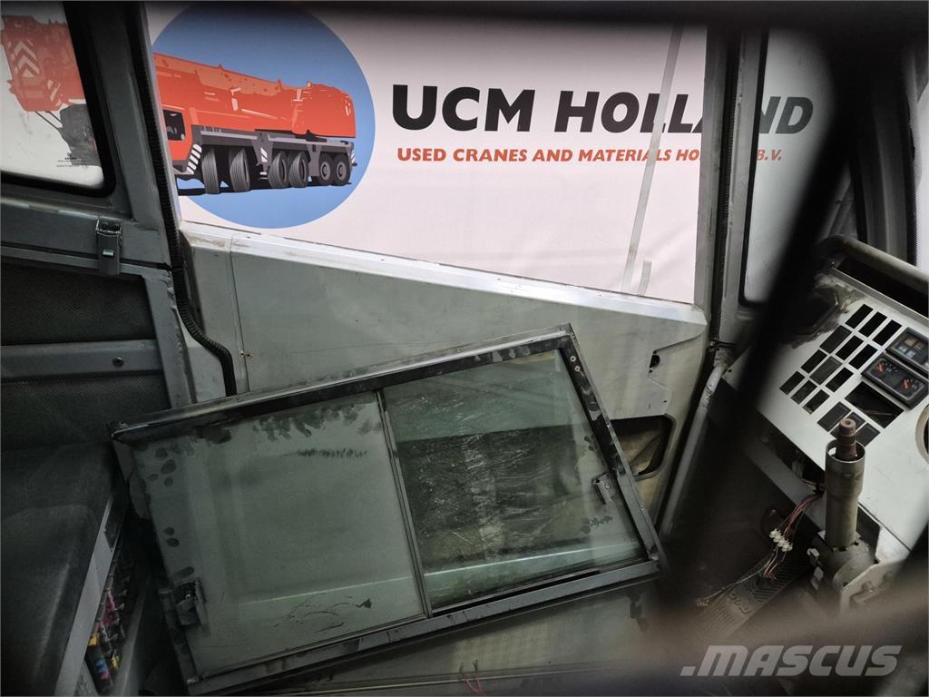  C.T.2 upper cabin Kabine i unutrašnjost