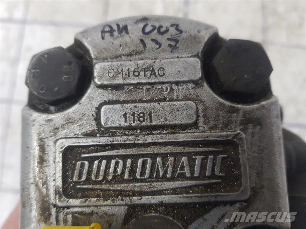  Duplomatic gear pump Oprema i dijelovi za kranove