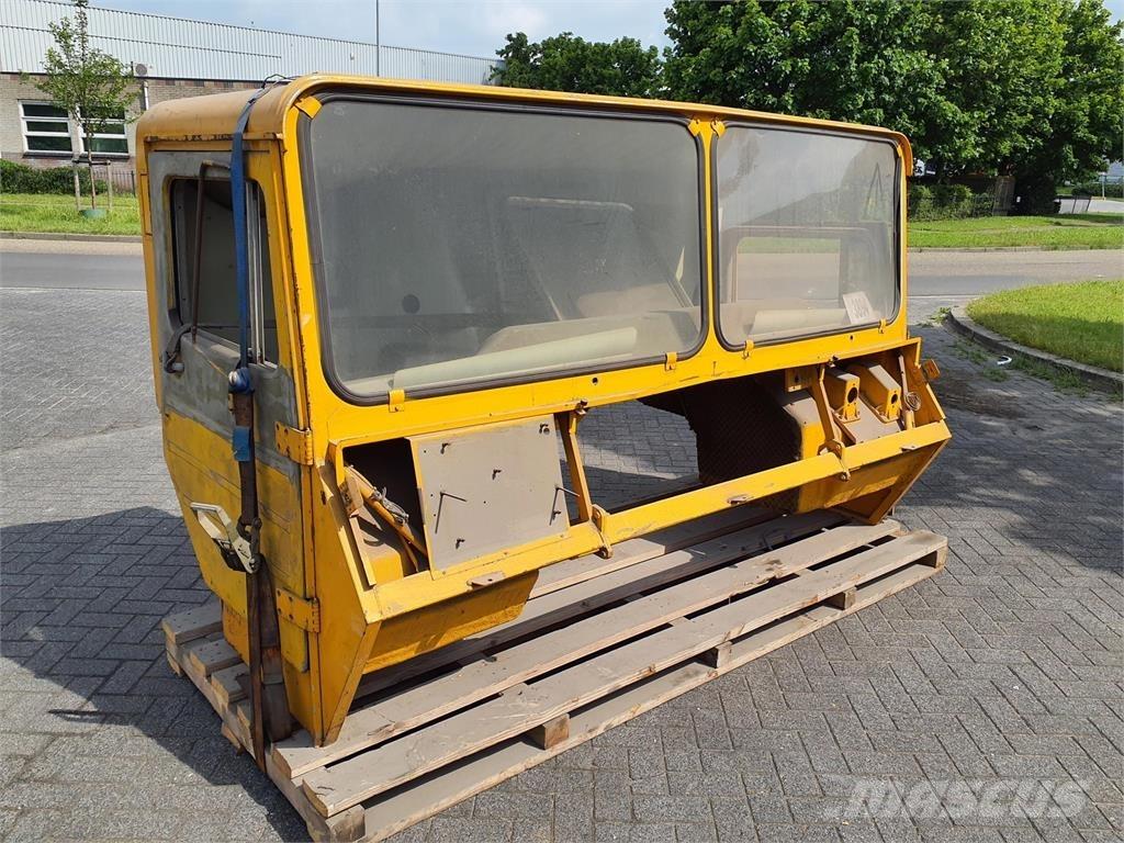 Faun KF lower cabin Kabine i unutrašnjost