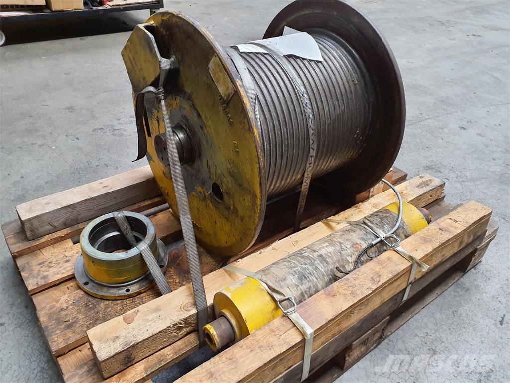 Grove GMK 3050 winch Oprema i dijelovi za kranove